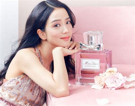 jisoo perfume dior|Jisoo wearing Dior.